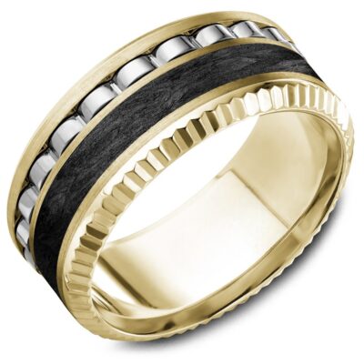 Helios men's wedding ring featuring yellow gold edges, a black forged carbon fibre inlay, and polished silver links.